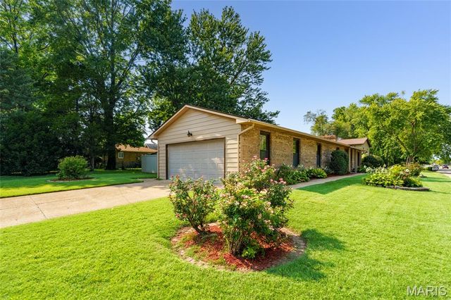 3313 Maryville Road, Granite City, IL 62040