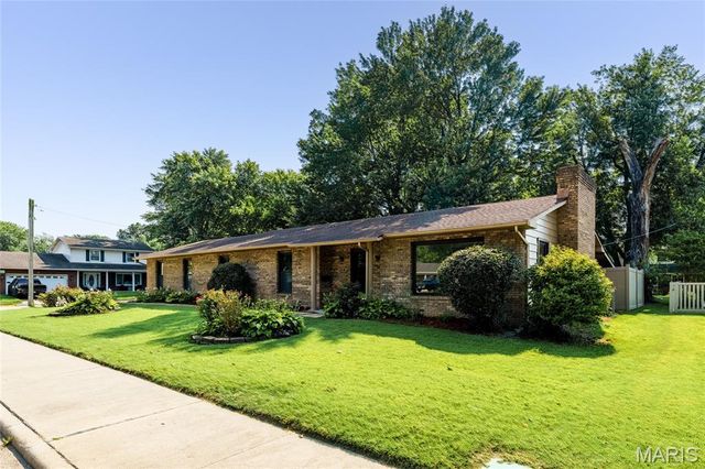 3313 Maryville Road, Granite City, IL 62040