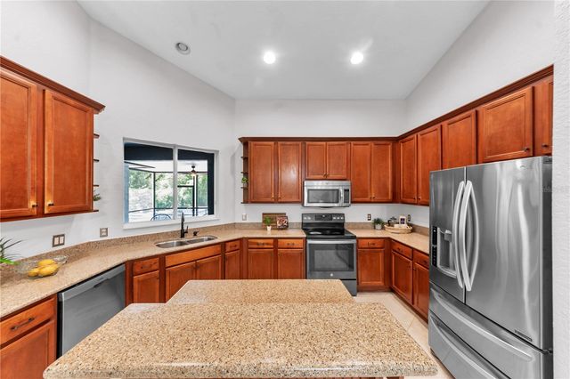 36510 SAINT JOE ROAD, Dade City, FL 33525