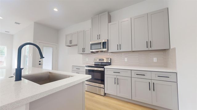 12268 Kirkgard, Houston, TX 77045