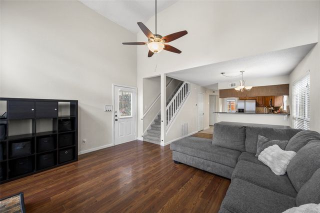 438 Moonlight Way, Irving, TX 75063