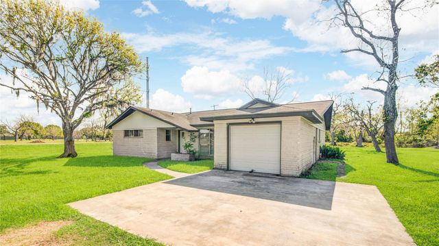 20244 County Road 510w, Brazoria, TX 77422
