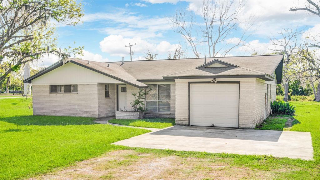 20244 County Road 510w, Brazoria, TX 77422