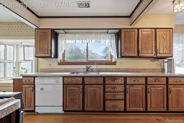 93 Danforth Street, White Lake Charter Township, MI 48386