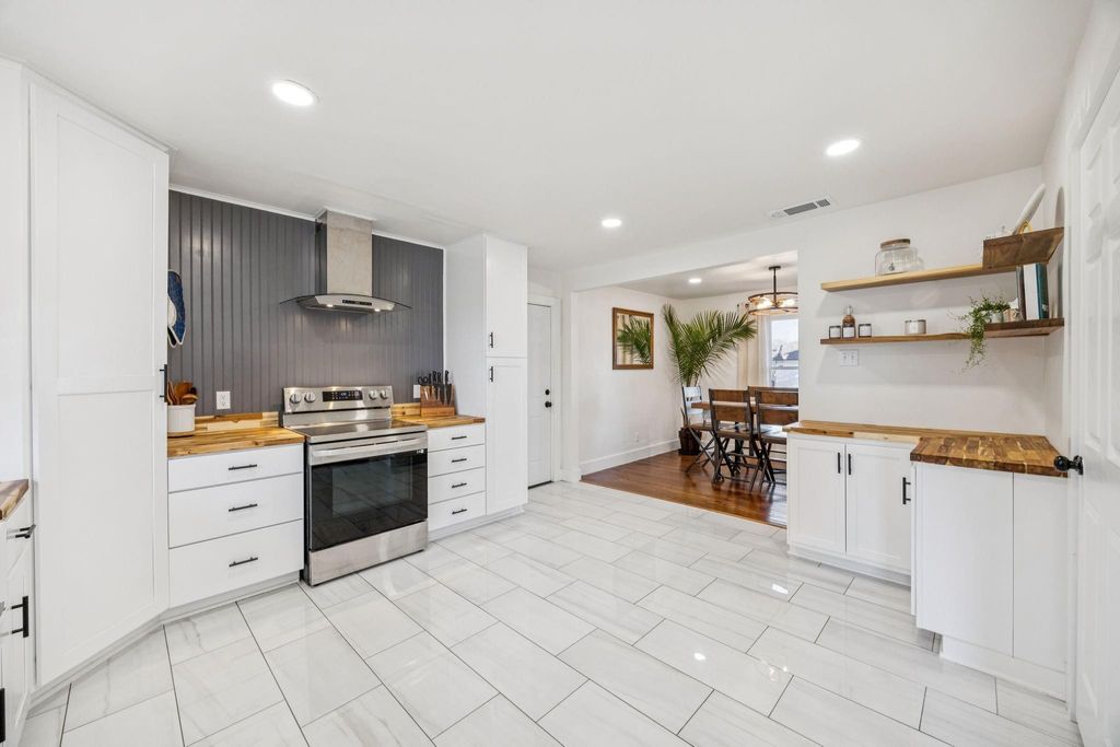 207 Joe White Street, Rockwall, TX 75087
