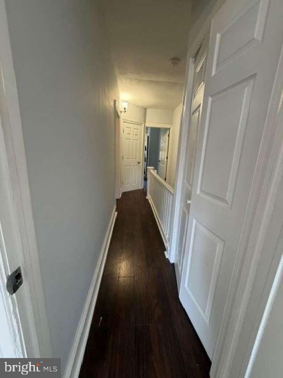 227 BUTTONWOOD ST, NORRISTOWN, PA 19401 — photo 4