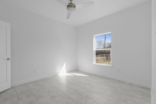 804 Peach, Jourdanton, TX 78026