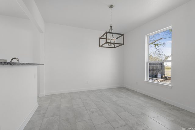 804 Peach, Jourdanton, TX 78026