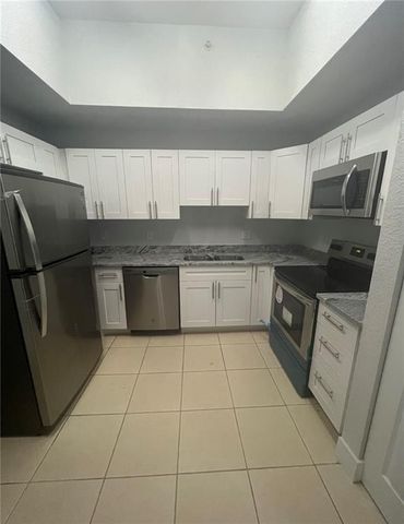 2801 Riverside Drive 204, Coral Springs, FL 33065