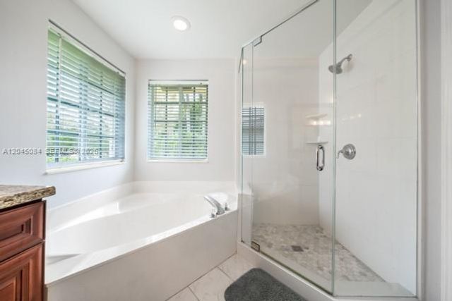 3745 Heron Ridge Ln 3745, Weston, FL 33331