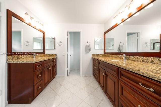 3745 Heron Ridge Ln 3745, Weston, FL 33331