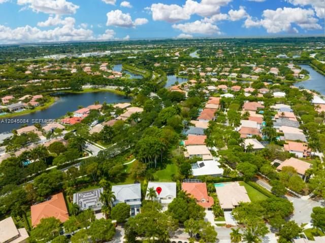 3745 Heron Ridge Ln 3745, Weston, FL 33331