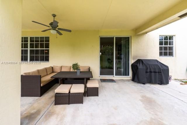 3745 Heron Ridge Ln 3745, Weston, FL 33331