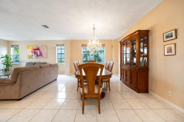 3745 Heron Ridge Ln 3745, Weston, FL 33331