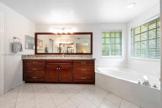 3745 Heron Ridge Ln 3745, Weston, FL 33331
