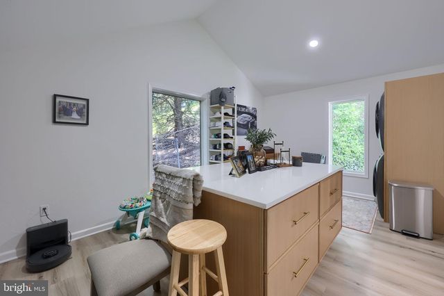 1321 VALLEY VIEW RD, York, PA 17403