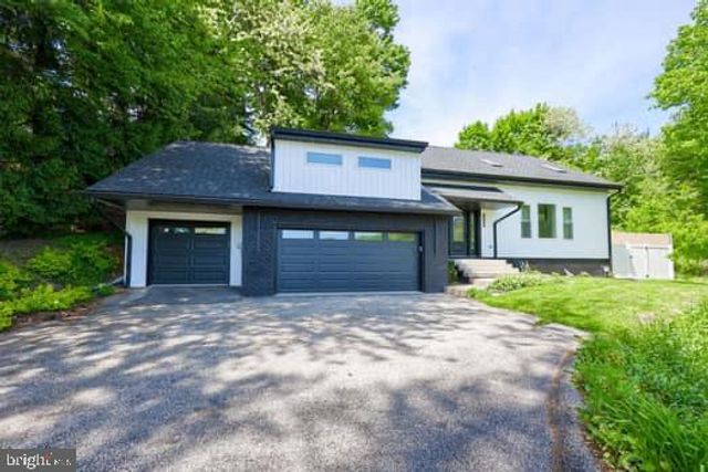 1321 VALLEY VIEW RD, York, PA 17403