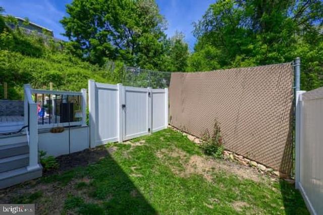 1321 VALLEY VIEW RD, York, PA 17403