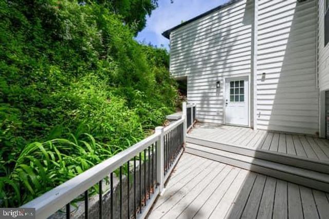 1321 VALLEY VIEW RD, York, PA 17403