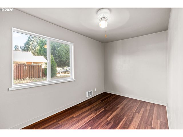 90798 ALVADORE Rd, Junction City, OR 97448