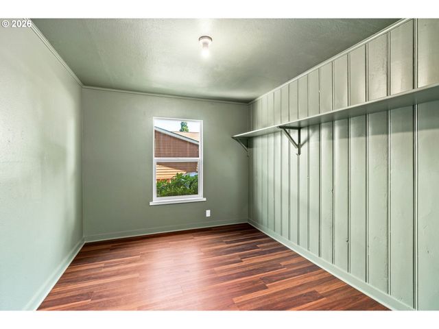 90798 ALVADORE Rd, Junction City, OR 97448