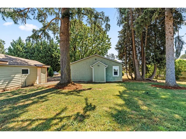 90798 ALVADORE Rd, Junction City, OR 97448