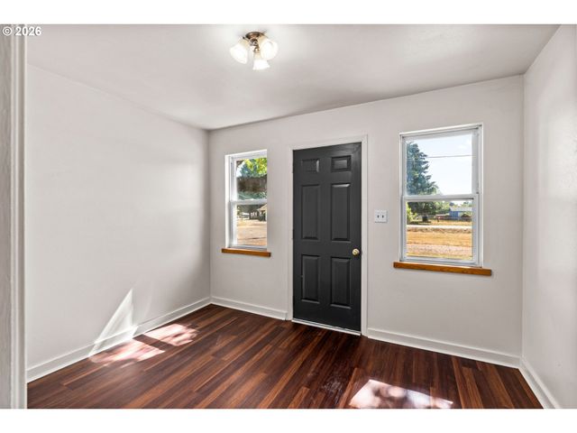 90798 ALVADORE Rd, Junction City, OR 97448