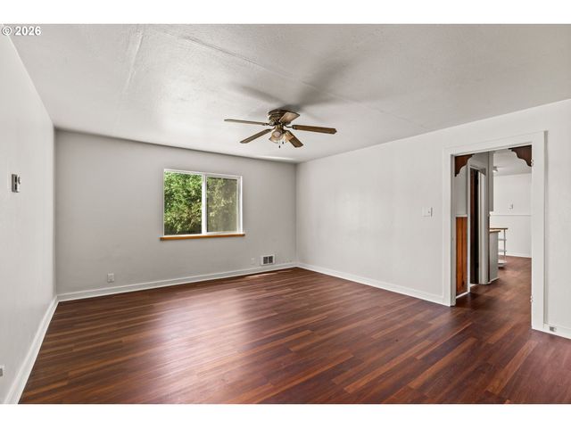 90798 ALVADORE Rd, Junction City, OR 97448