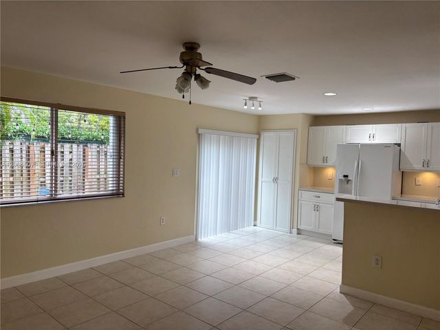 11440 NW 50th Ter, Doral, FL 33178