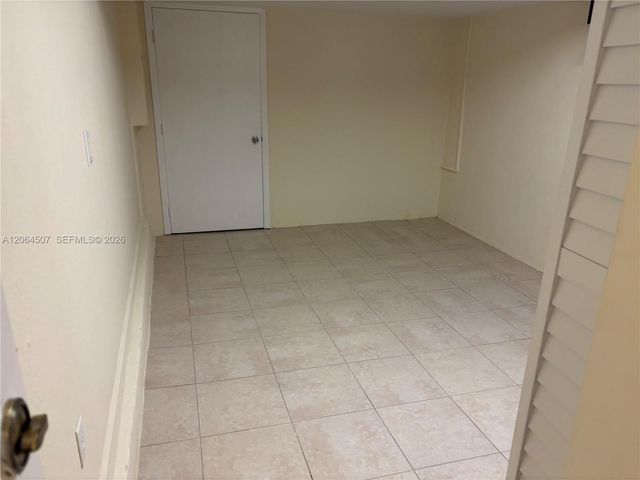 11440 NW 50th Ter, Doral, FL 33178