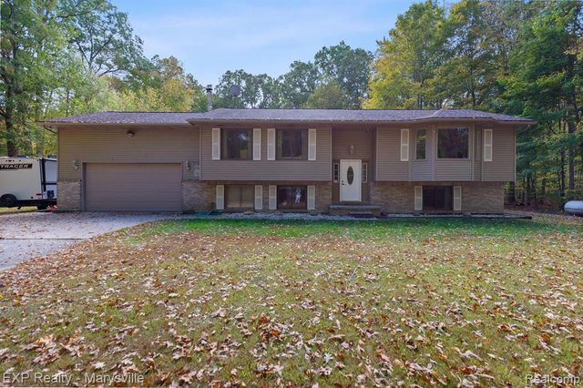 7187 Phillips, Ruby, MI 48049