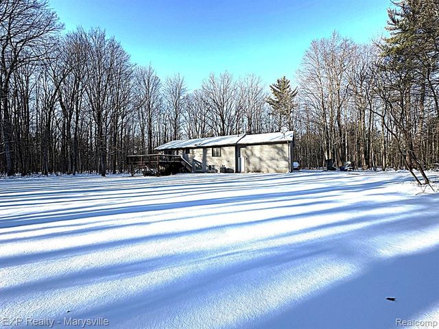 7187 Phillips, Ruby, MI 48049