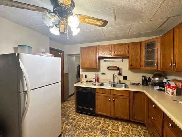 250-248 MILL CREEK AVE, Pottsville, PA 17901