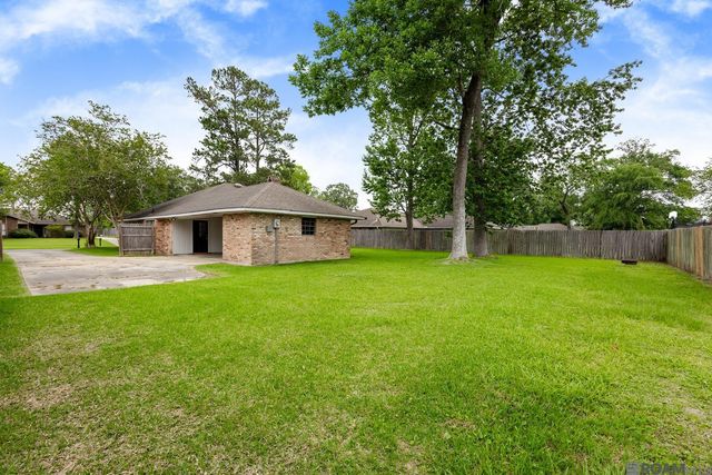13848 Cypress Ridge Ave, Saint George, LA 70817