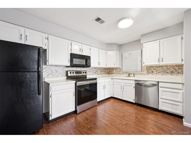 3600 S Pierce St 2-201, Denver, CO 80235