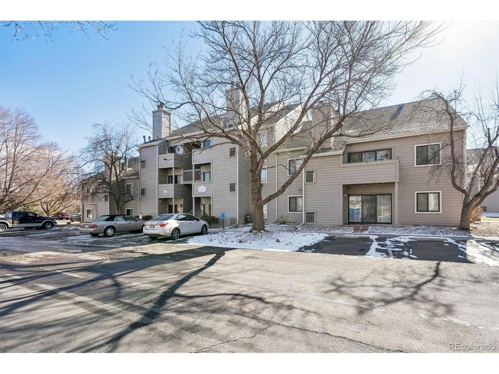 3600 S Pierce St 2-201, Denver, CO 80235