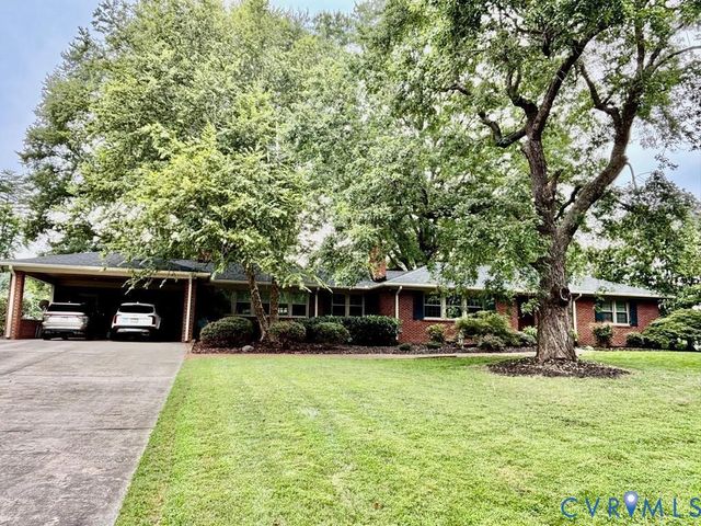 701 Fourth Ave, Farmville, VA 23901