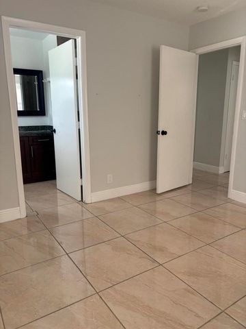 1831 EAST Court, Lake Clarke Shores, FL 33406