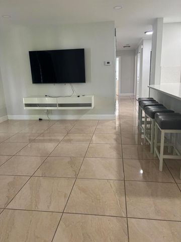 1831 EAST Court, Lake Clarke Shores, FL 33406