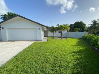 1831 EAST Court, Lake Clarke Shores, FL 33406
