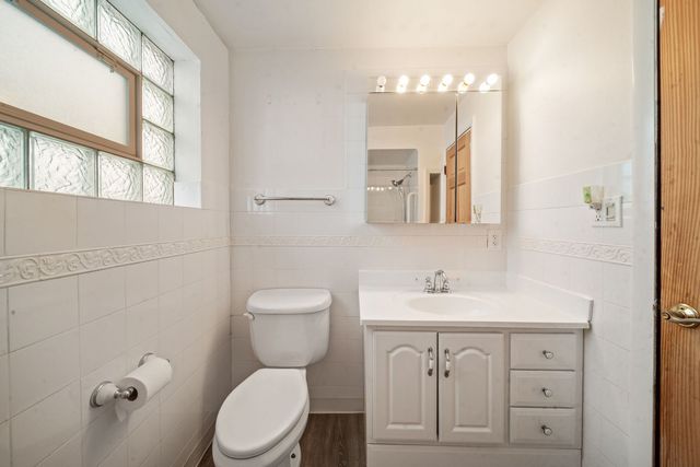 3753 S Emerald Avenue, Chicago, IL 60609