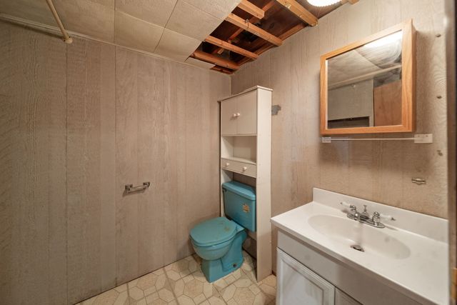 3753 S Emerald Avenue, Chicago, IL 60609