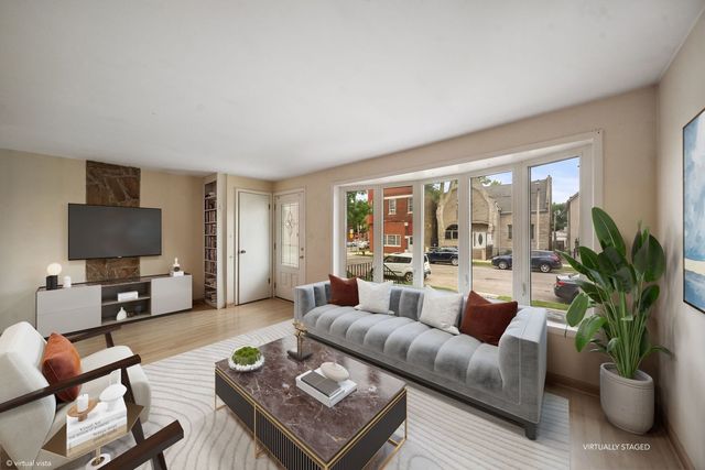 3753 S Emerald Avenue, Chicago, IL 60609