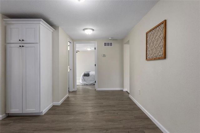 17405 E 228th Street, Harrisonville, MO 64701