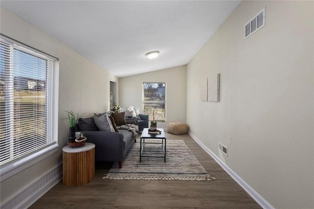 17405 E 228th Street, Harrisonville, MO 64701