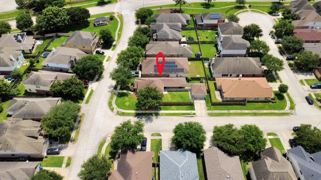 9302 Water Edge Point Lane, Humble, TX 77396
