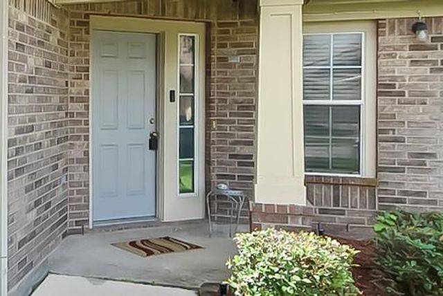 9302 Water Edge Point Lane, Humble, TX 77396