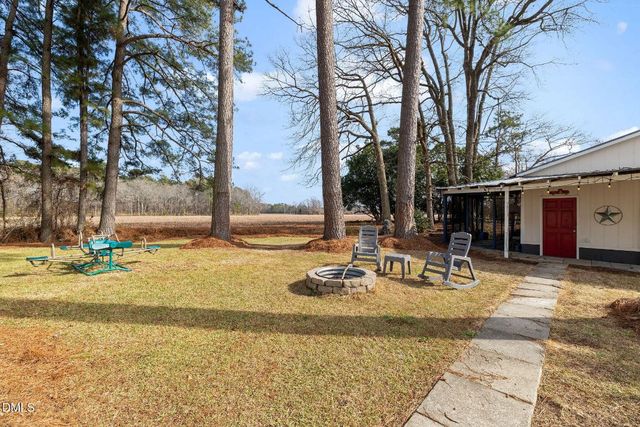 3838 Longleaf Drive NE, Elm City, NC 27822