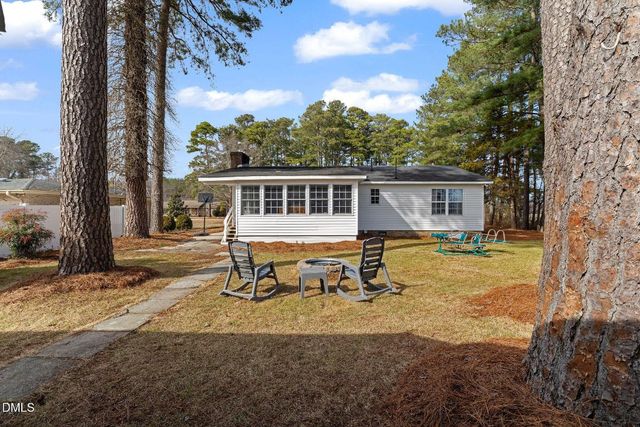 3838 Longleaf Drive NE, Elm City, NC 27822