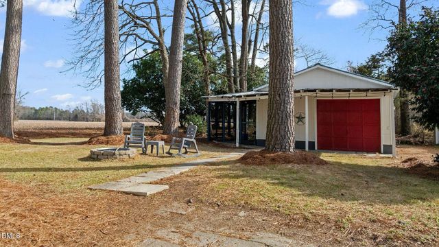 3838 Longleaf Drive NE, Elm City, NC 27822